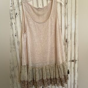 Like new women’s long tank